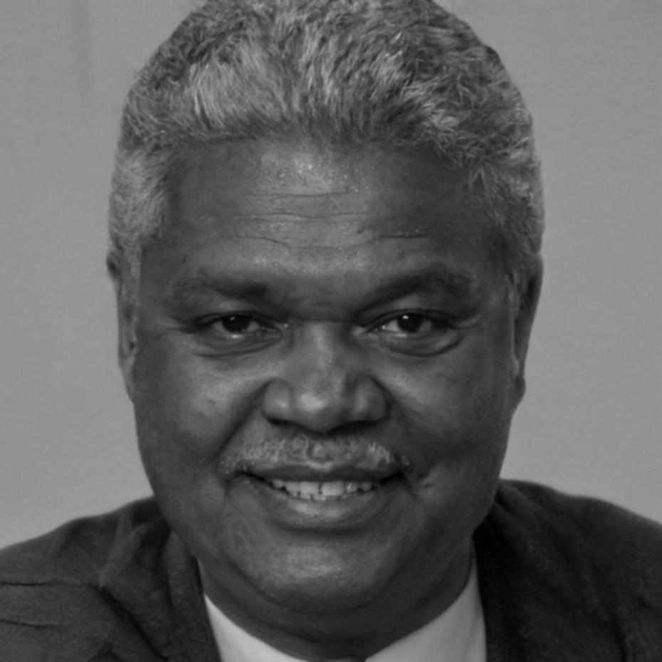 Portrait de Maxence Beaumont, spécialiste épargne familiale